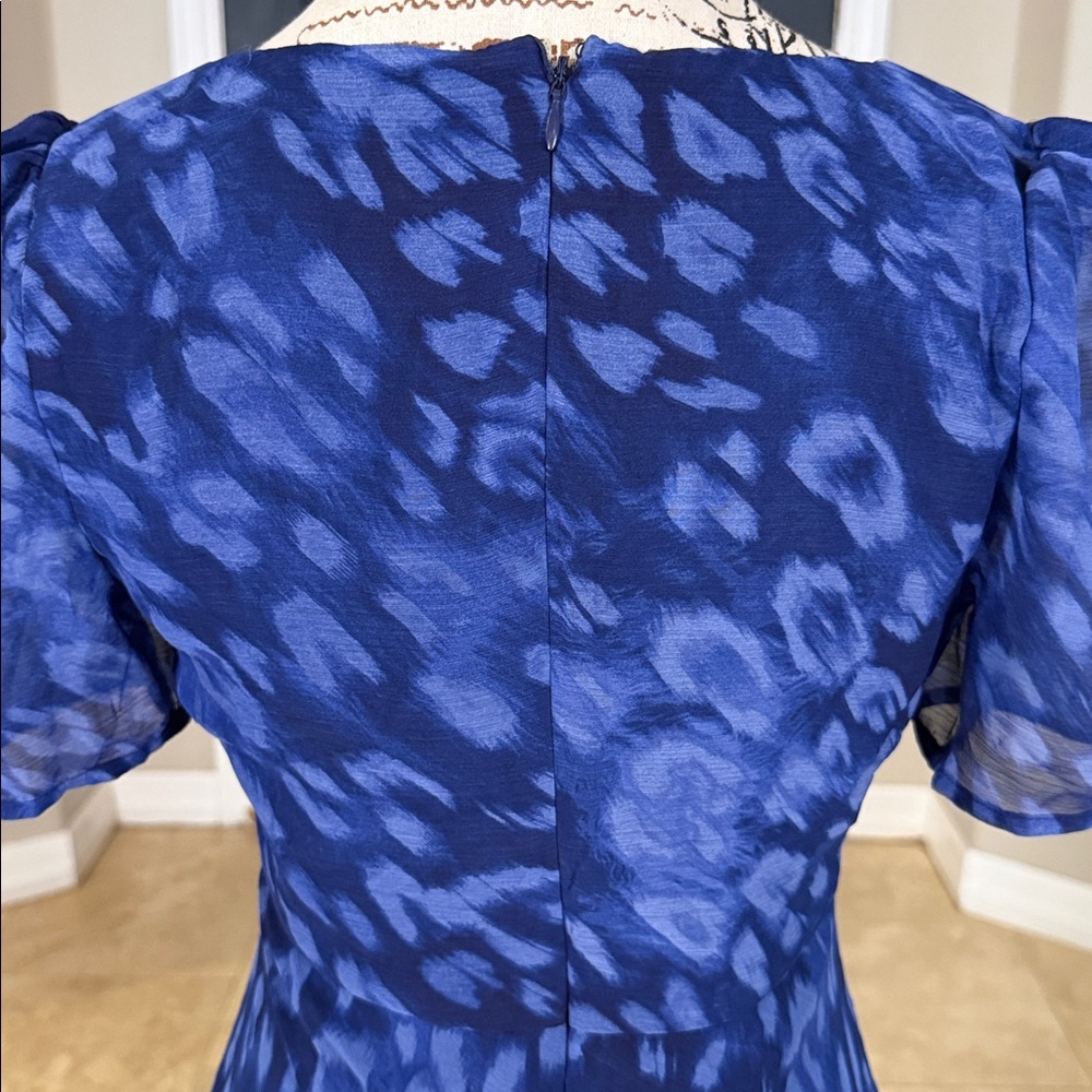 DKNY Elegant Blue Leopard Print Dress 2 - Picture 9 of 11